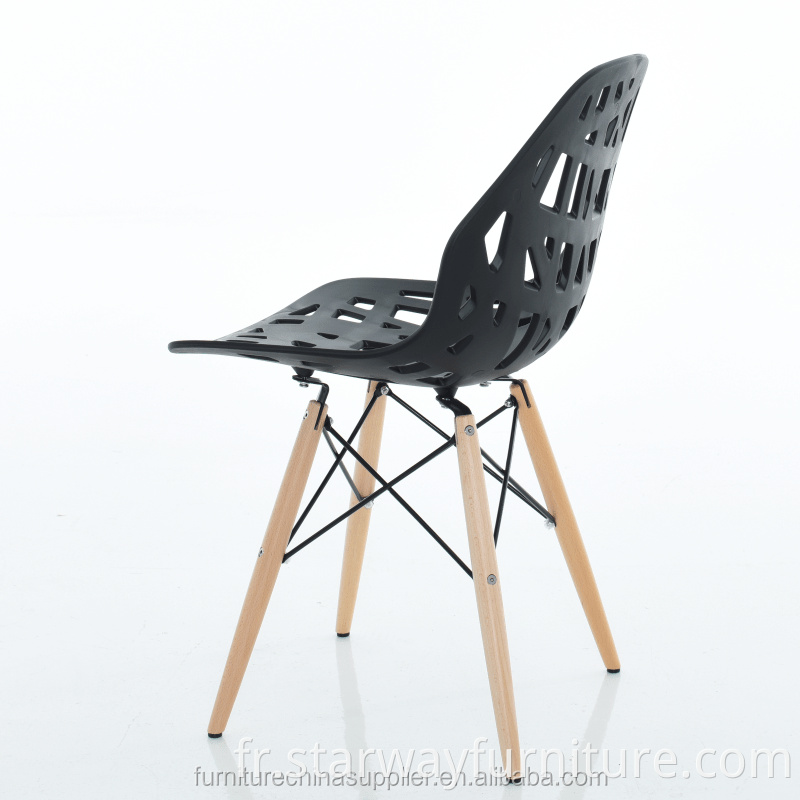 Chaise de salle à manger en bois de hêtre de siège en plastique coloré moderne de conception bon marché